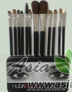 Кисти для макияжа  " HUDA BEAUTY " набор из 12 штук